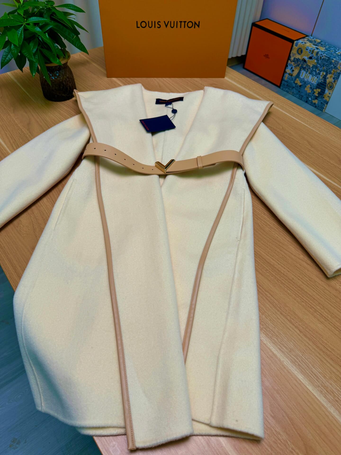 Louis Vuitton Signature Double Face Hooded Wrap Coat with Leather V-Buckle Belt – Cream - Image 6
