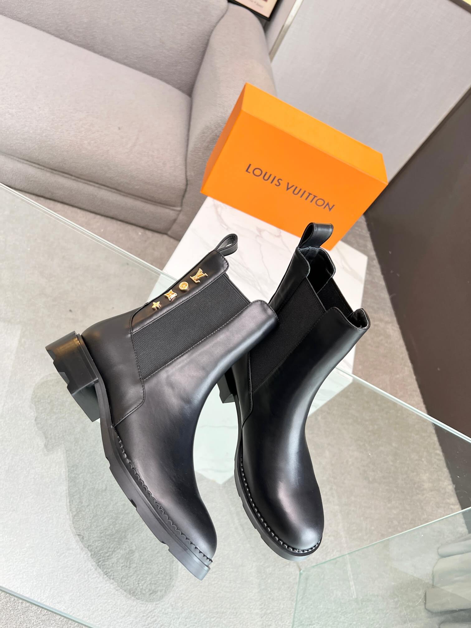 Louis Vuitton Silhouette Ankle Boot in Black – Bold Elegance for Every Step - Image 3