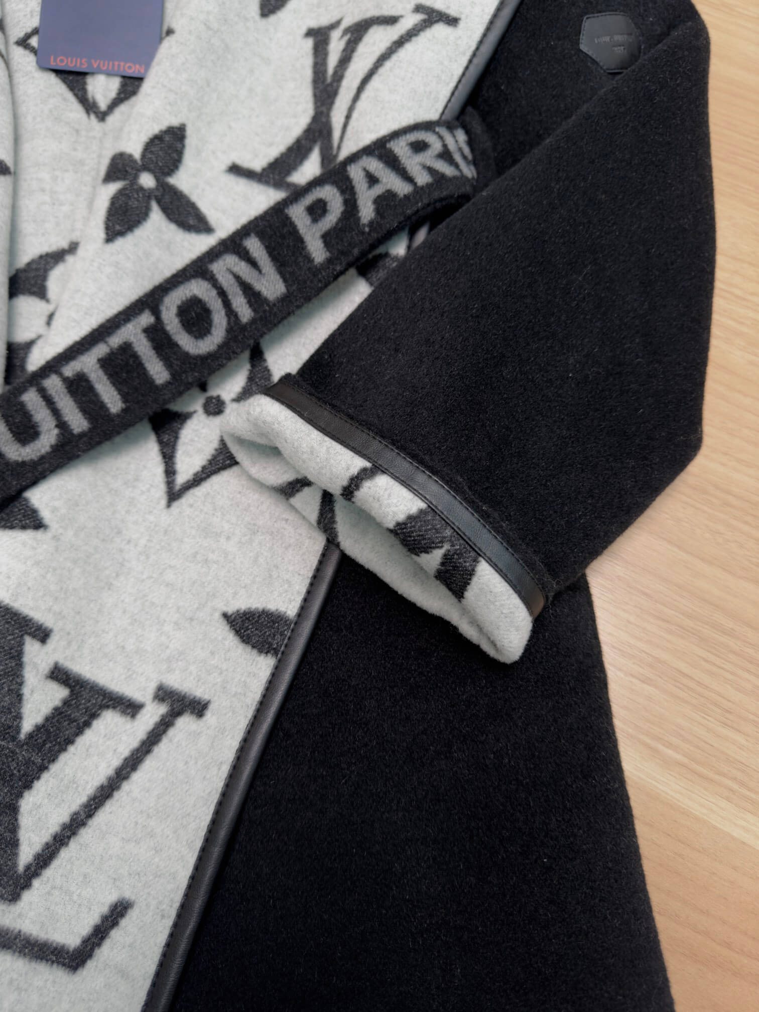 Louis Vuitton Women's Cashmere Wrap Coat in Black and Light Grey Monogram - Image 7