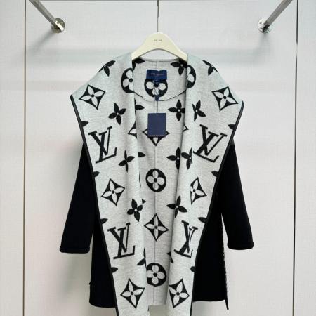 Louis Vuitton Women's Cashmere Wrap Coat in Black and Light Grey Monogram