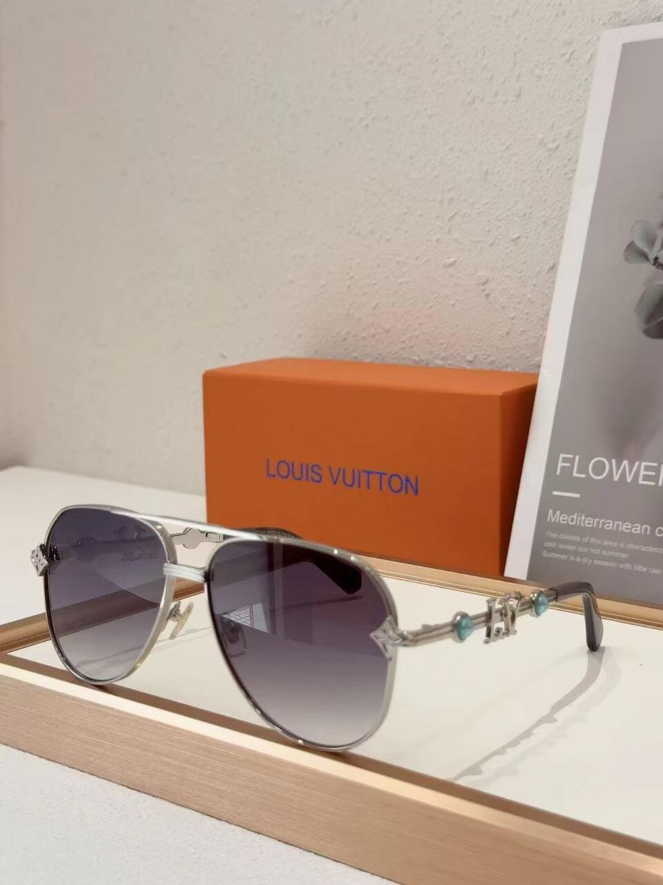 Louis Vuitton LV Match Sunglasses - Image 5