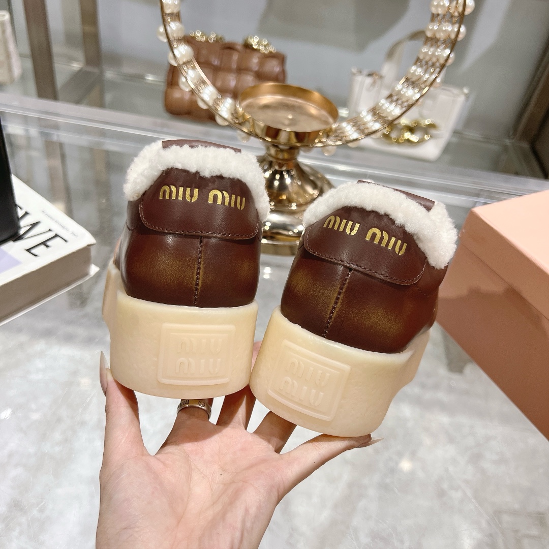 Miu Miu Brown Leather Shearling-Lined Sneakers - Image 7