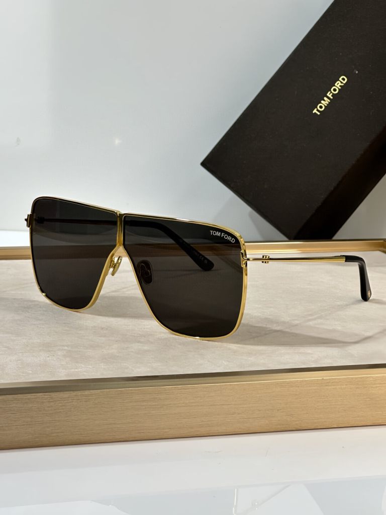 Tom Ford FT0936 Men's Luxury Oversized Aviator Sunglasses