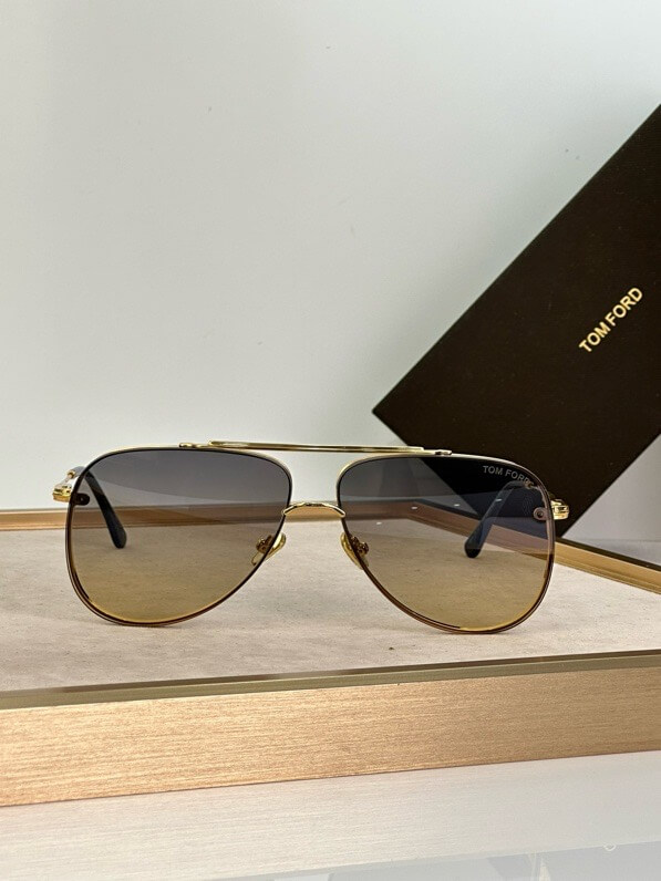 Tom Ford Leon TF1071 30F Sunglasses - Image 11