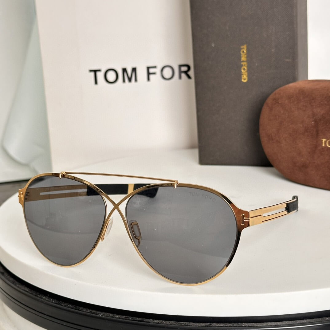 Tom Ford Men's FT0828 Sunglasses – Timeless Luxury Meets Modern Edge - Image 4