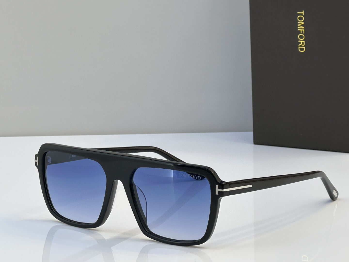 Tom Ford Turner FT1101 Men's Sunglasses - Image 5