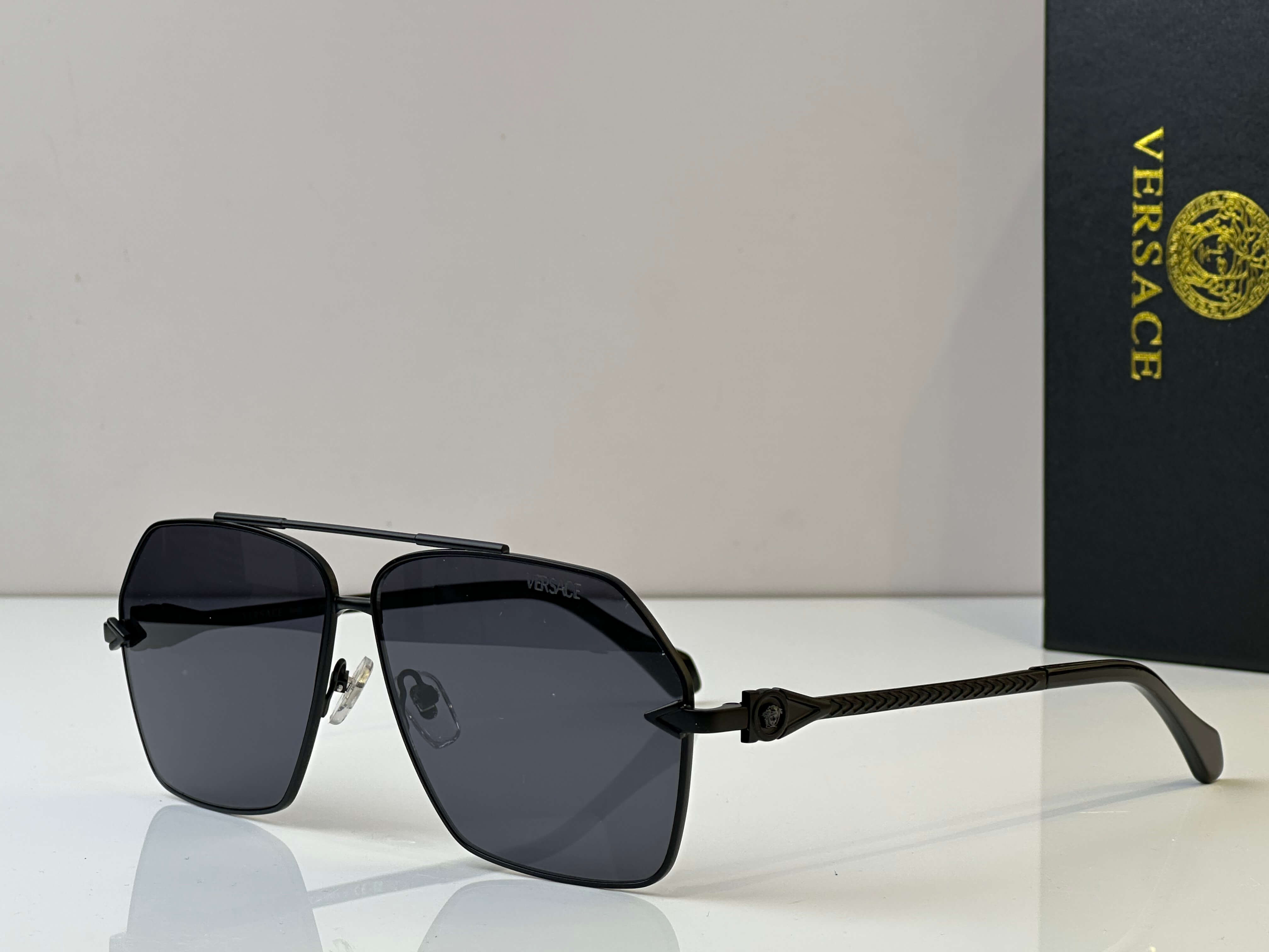 Versace VE2283 Men's Sunglasses – Bold Elegance Redefined - Image 3