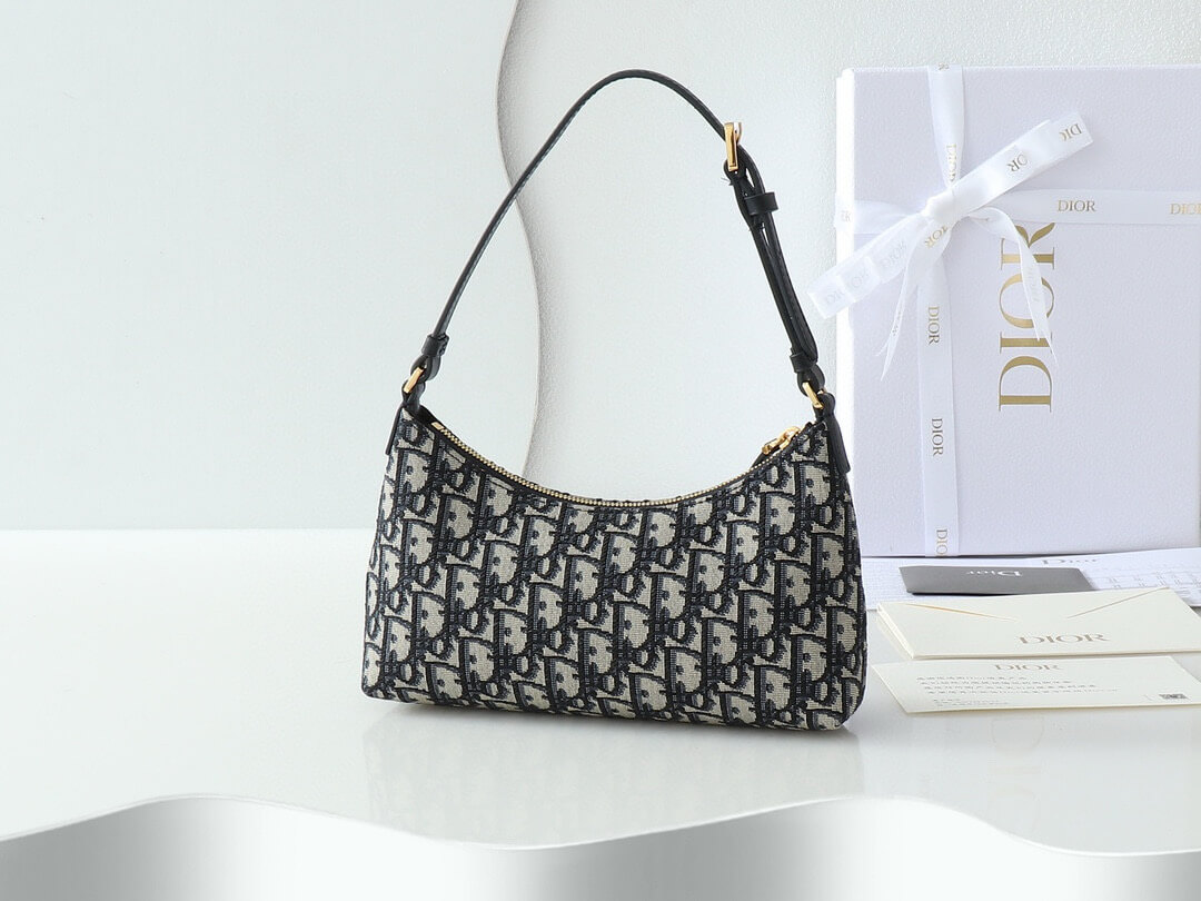 Dior 30 Montaigne Mini Hobo Shoulder Bag Navy Blue - Image 7