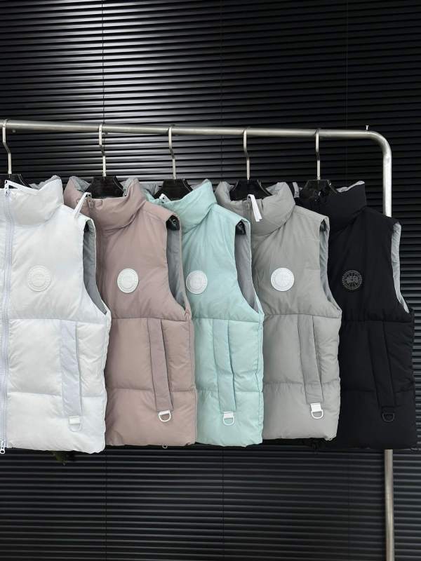 Canada Goose Everette Down Vest in Mint Green