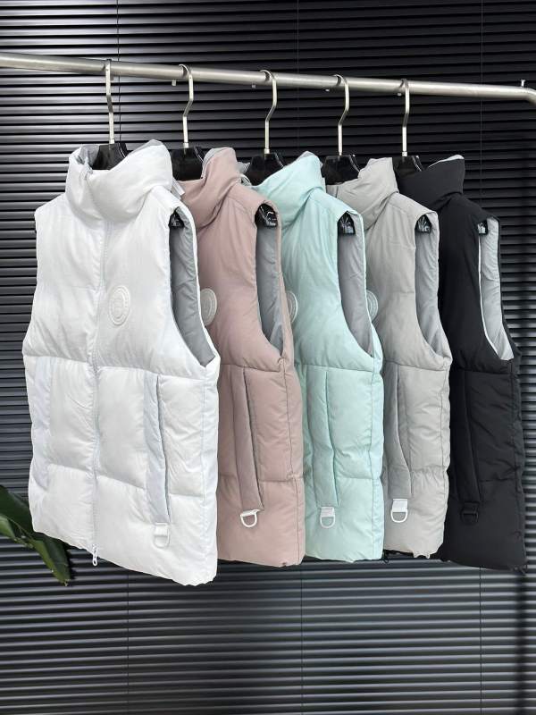 Canada Goose Everette Down Vest in Moonstone Grey