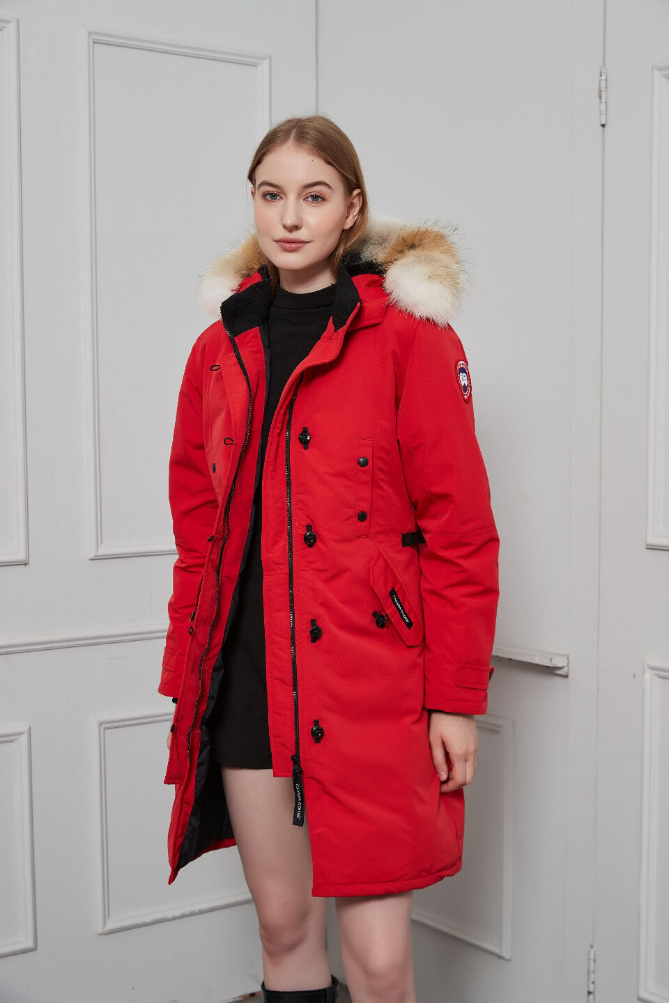 Canada Goose Women's Kensington Parka Jacket in Red - Image 8