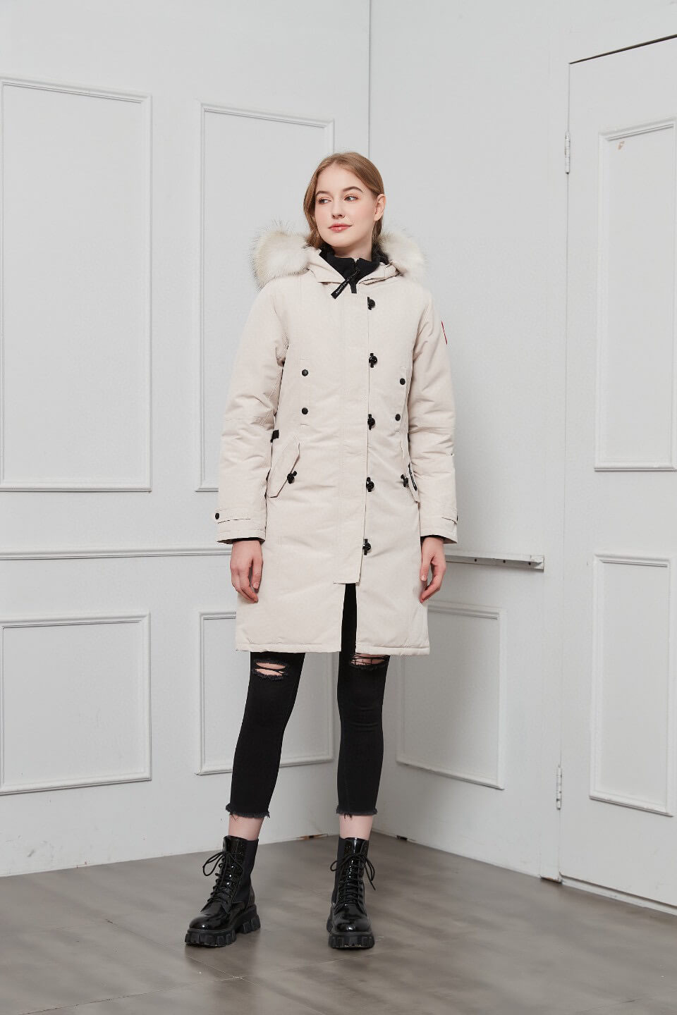 Canada Goose Women's Kensington Parka Jacket in Offwhite - Image 3