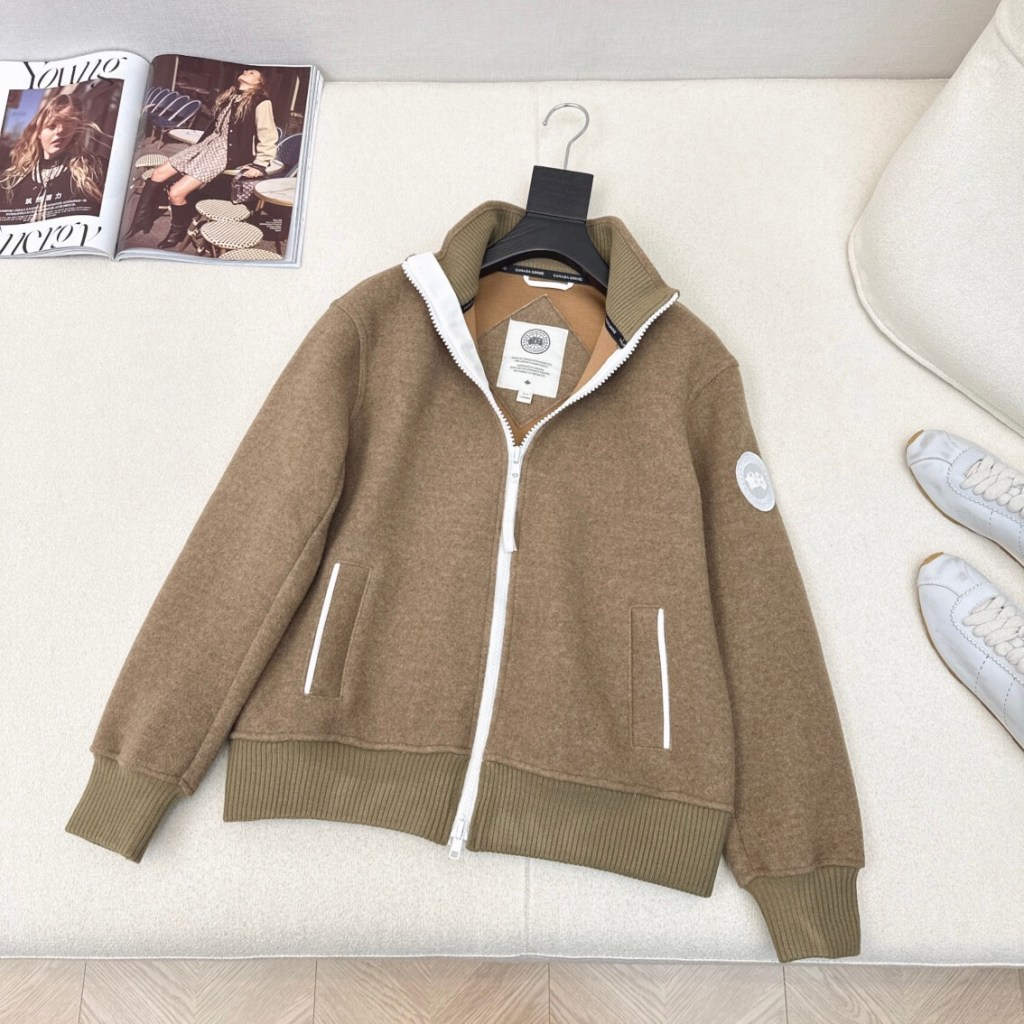 Canada Goose Kind Fleece Lawson Jacket in Brown