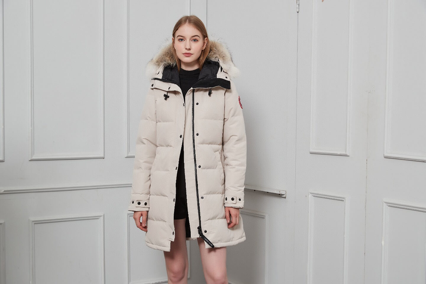 Canada Goose Women's Shelburne Parka Jacket in Cream - Image 5