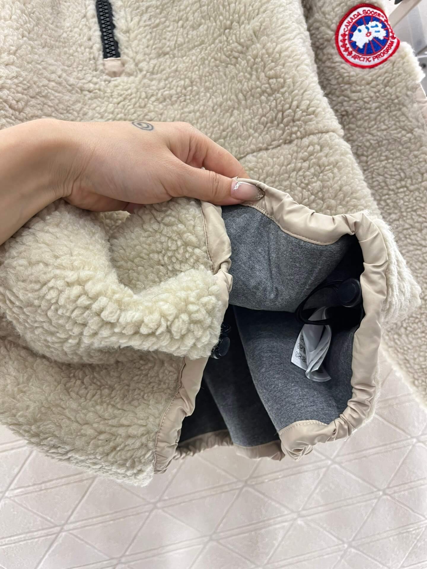 Canada Goose Simcoe Fleece 1/4 Zip Jacket in Beige - Image 5