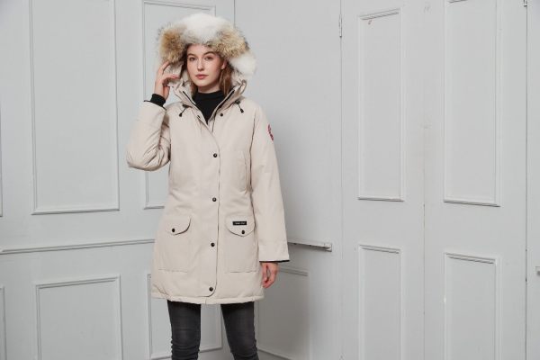 Canada Goose Women's Trillium Parka Jacket in Beige