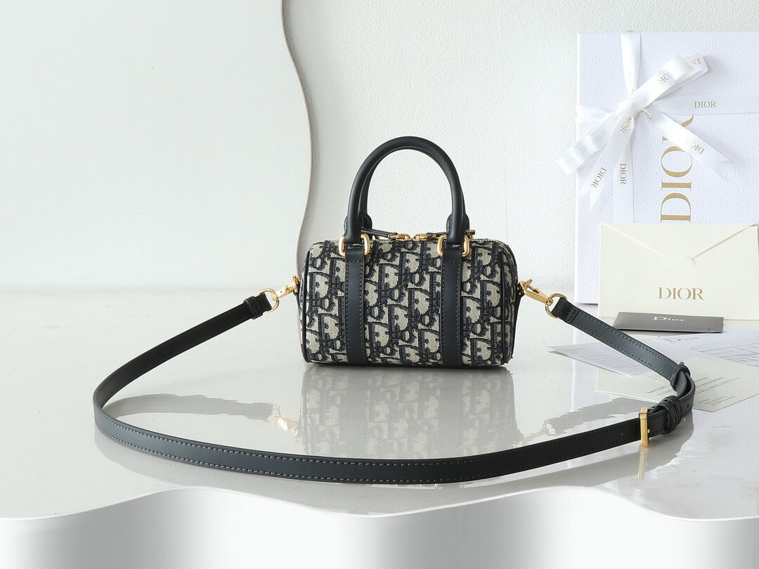 Dior Groove 17 Nano Bag Navy Blue Dior Oblique Jacquard - Image 3