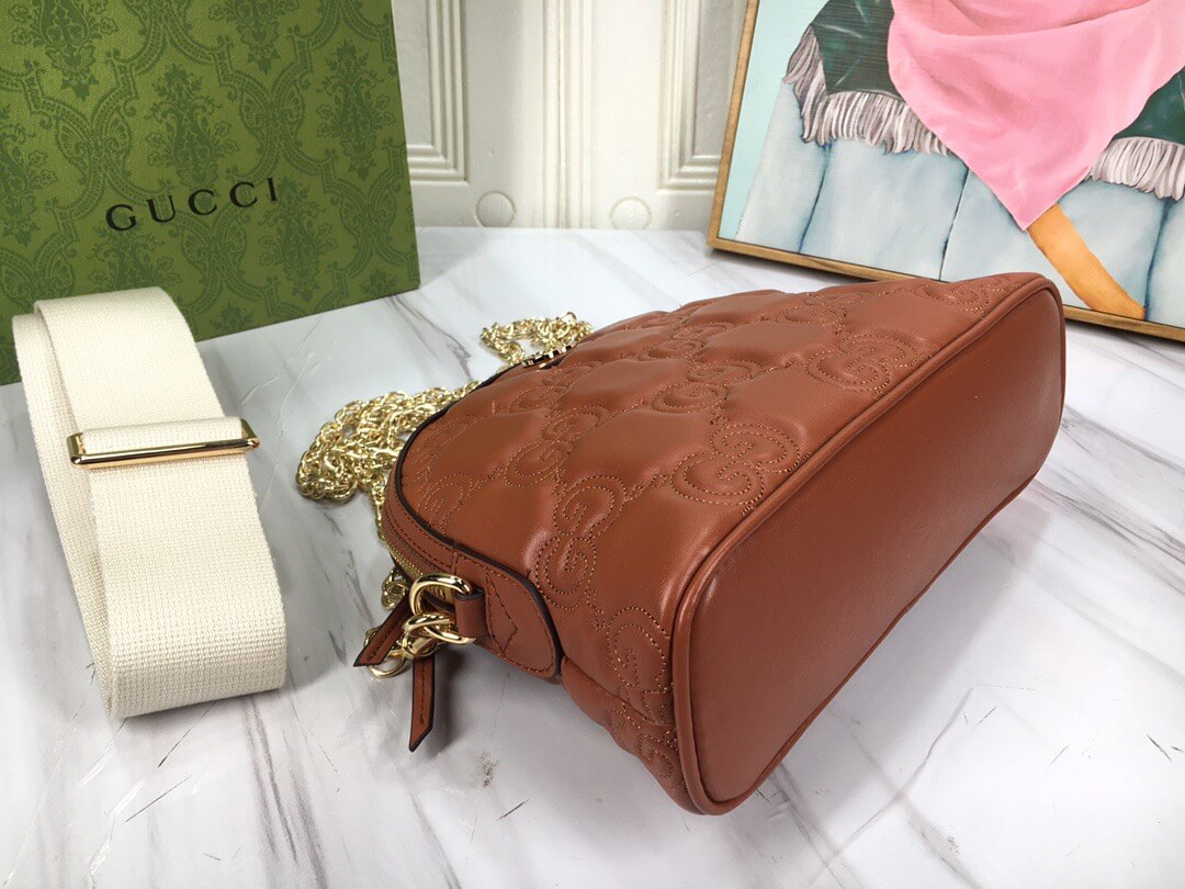 Gucci GG Matelasse Dome Light Brown Shoulder Bag - Image 6