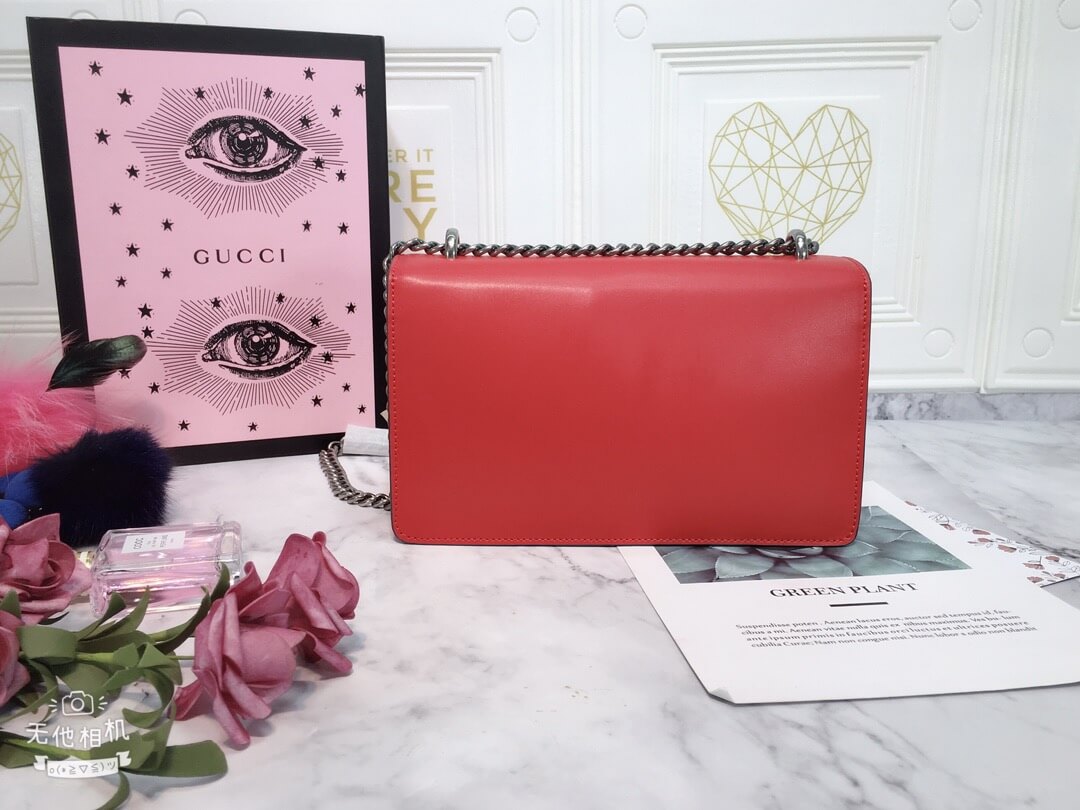 Gucci Embossed Vibrant Red Chain Bag - Image 2