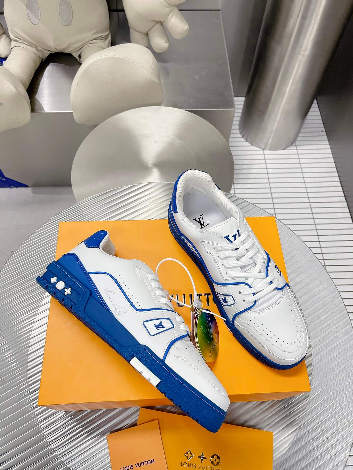 Louis Vuitton LV Trainer Sneaker in White/Blue - Image 10