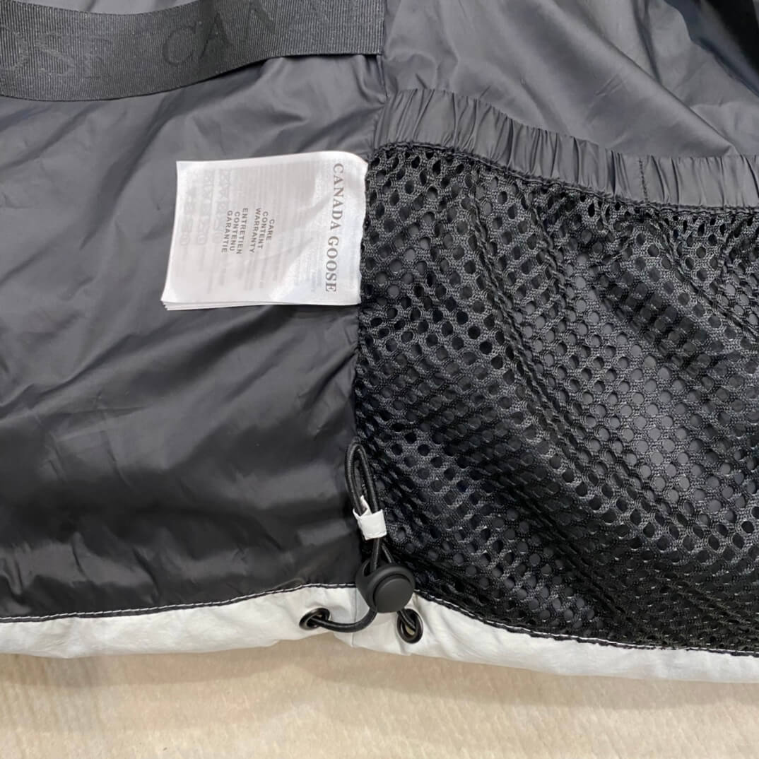 Canada Goose Lawrence Black Label Puffer Jacket in White - Image 5