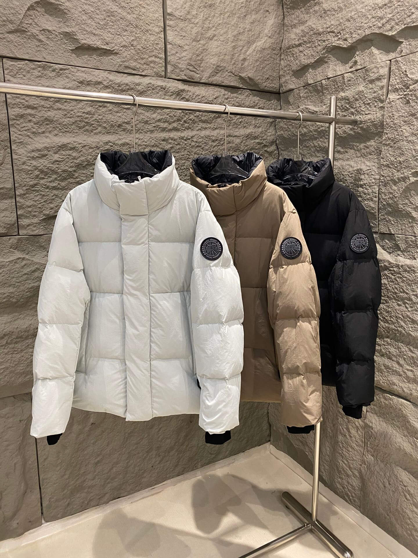 Canada Goose Lawrence Black Label Puffer Jacket in White - Image 6