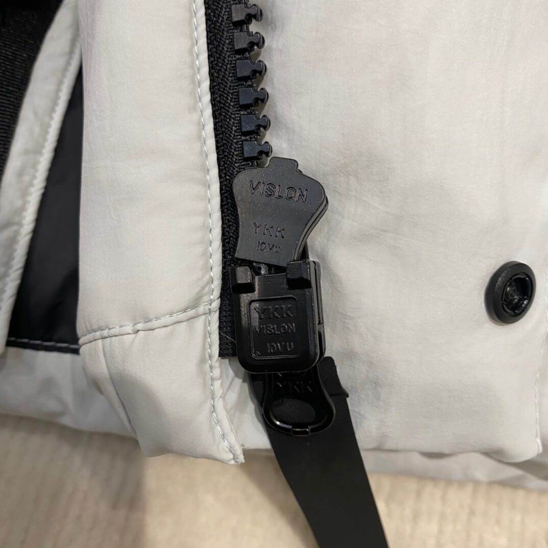 Canada Goose Lawrence Black Label Puffer Jacket in White - Image 3