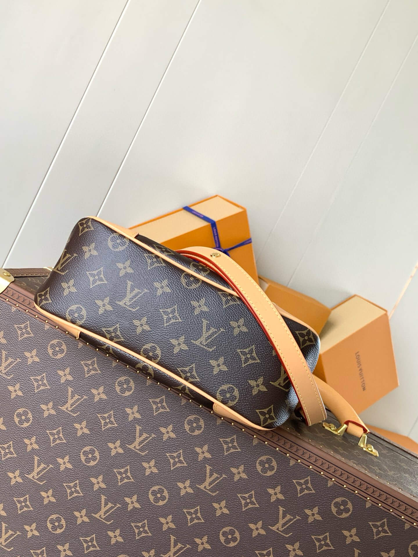 Louis Vuitton Monogram Canvas Boulogne Handbag - Image 2