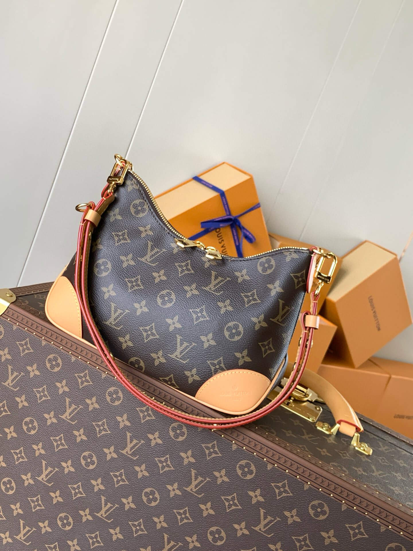 Louis Vuitton Monogram Canvas Boulogne Handbag - Image 11