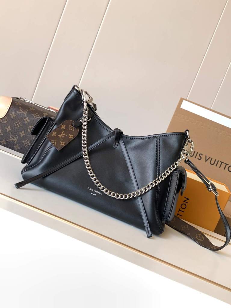 Louis Vuitton Black Leather CarryAll Cargo Vibe MM Handbag