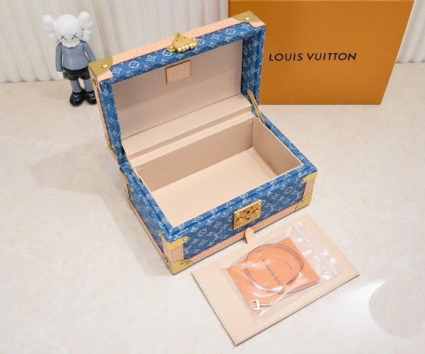 Louis Vuitton Monogram Blue Denim Canvas Coffret Trésor 24 Case