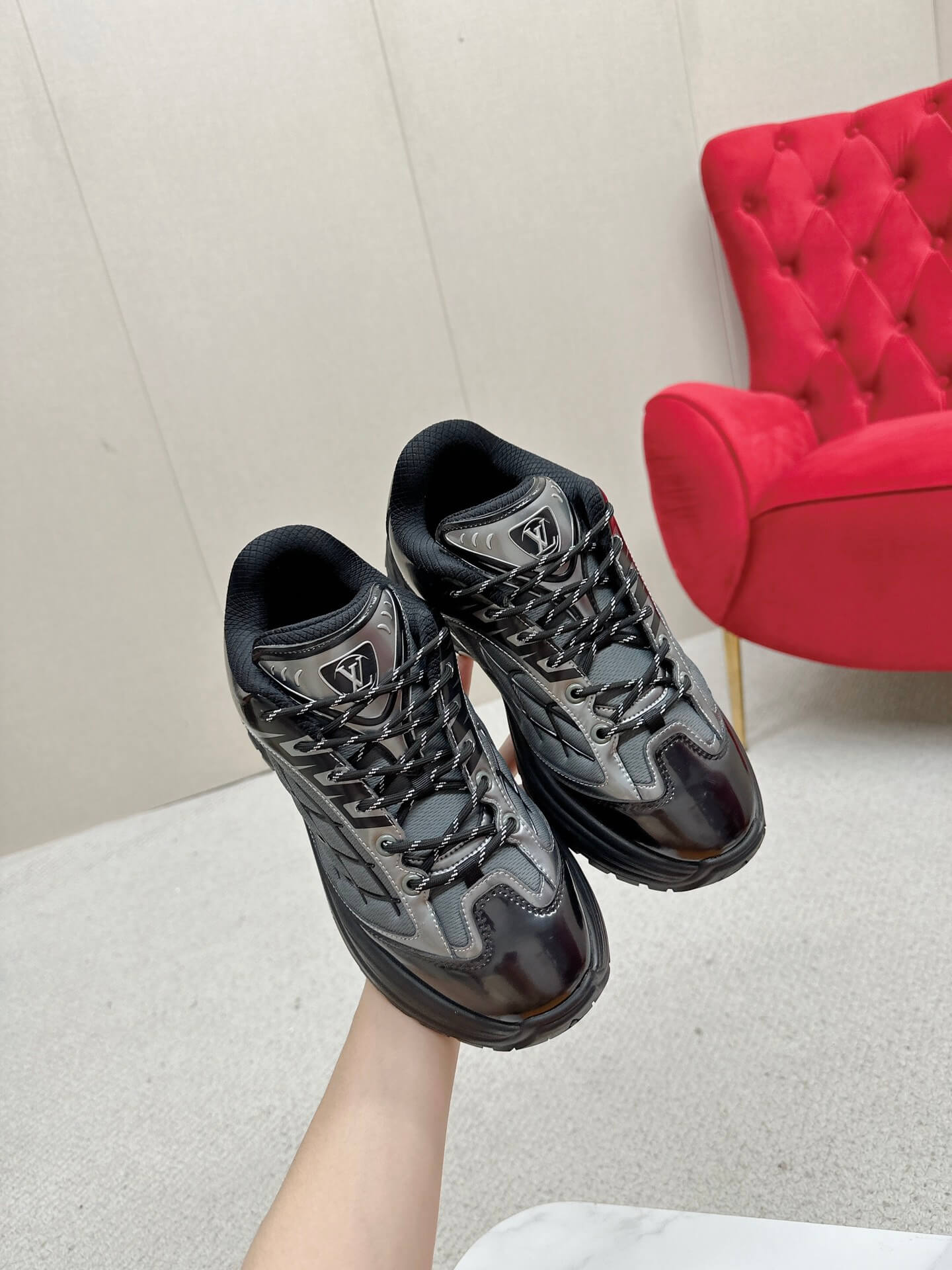 Louis Vuitton Discovery Lace Up Sneaker in Black - Image 8