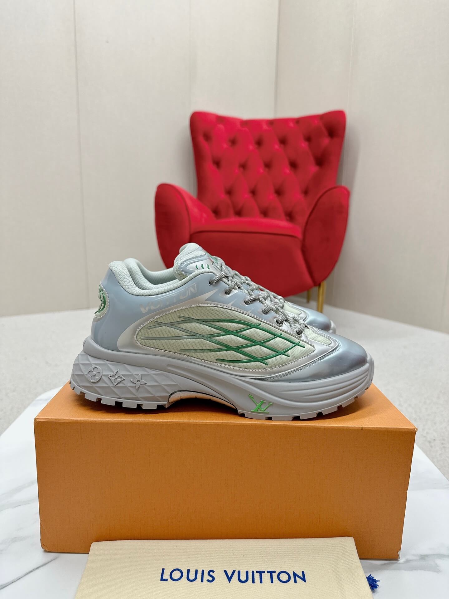 Louis Vuitton Discovery Lace Up Sneaker in Grey - Image 10