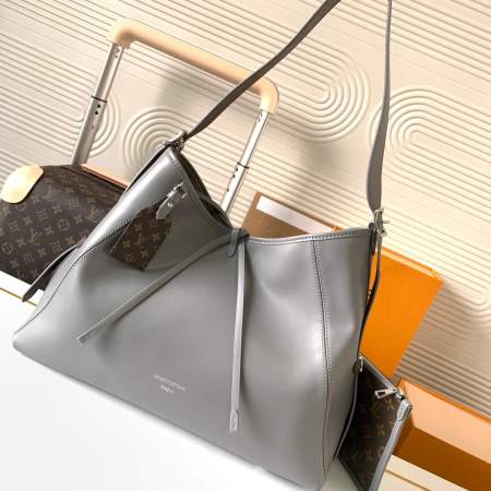 Louis Vuitton Grey Leather CarryAll Vibe MM Handbag