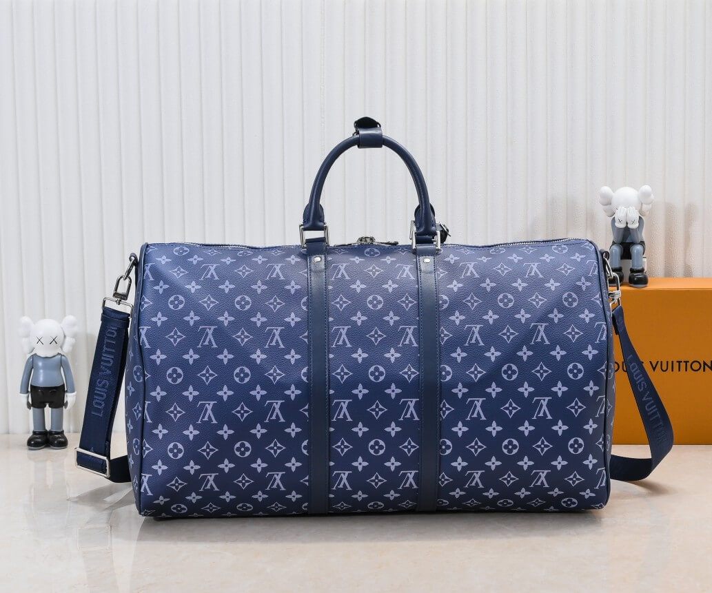 Louis Vuitton Blue Monogram Gradient Canvas Keepall Bandoulière 55 Bag - Image 4