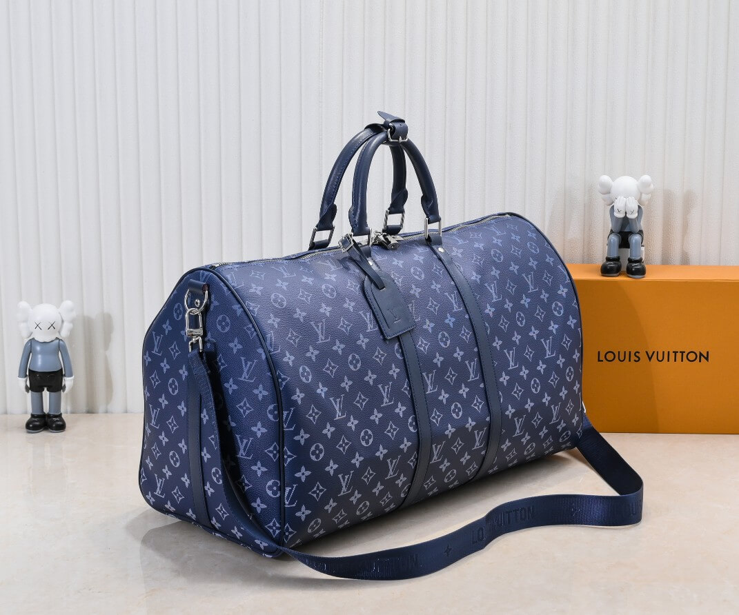 Louis Vuitton Blue Monogram Gradient Canvas Keepall Bandoulière 55 Bag - Image 3