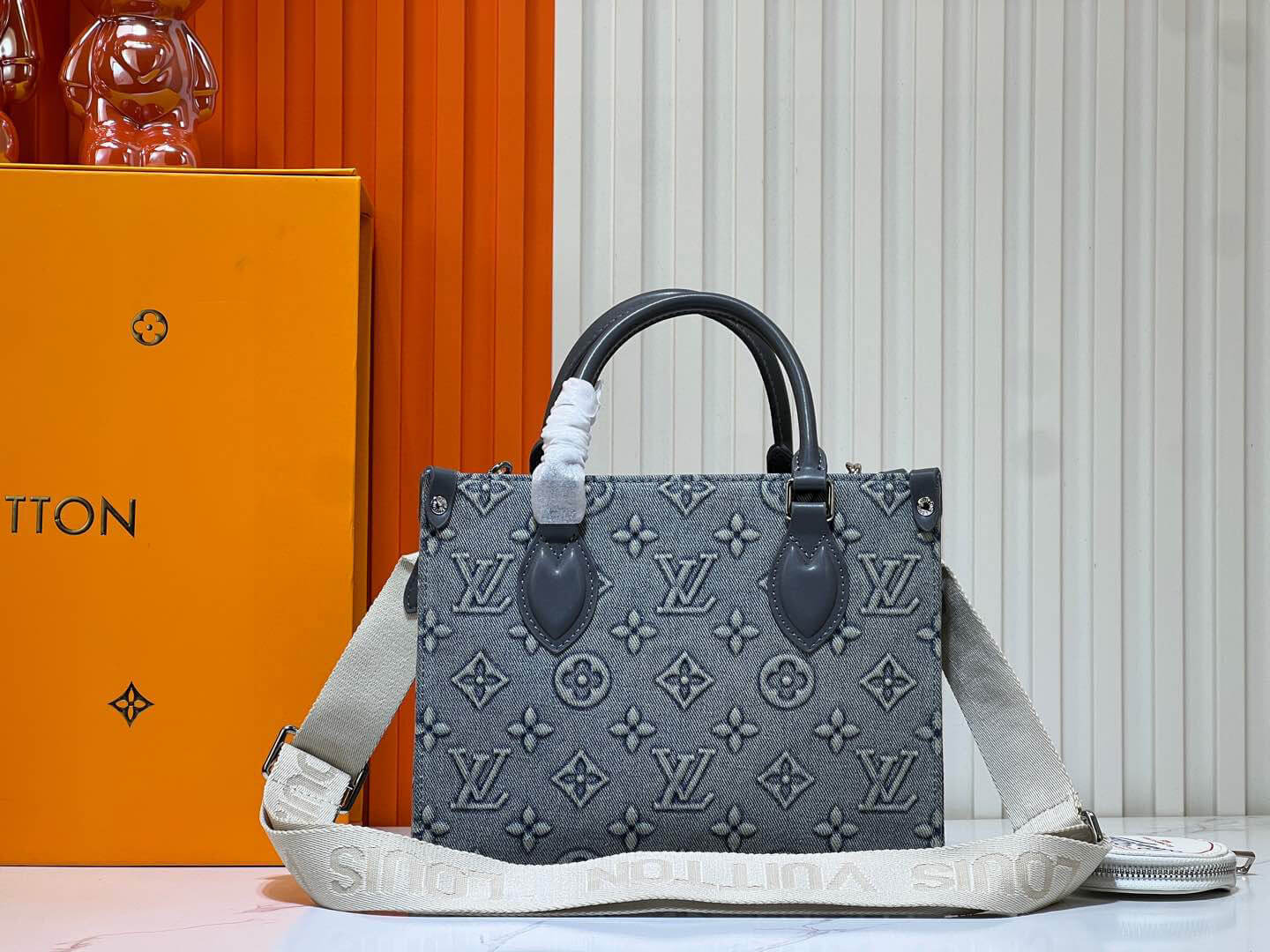 Louis Vuitton LV Monogram Light Blue Denim Canvas OnTheGo PM Bag - Image 4