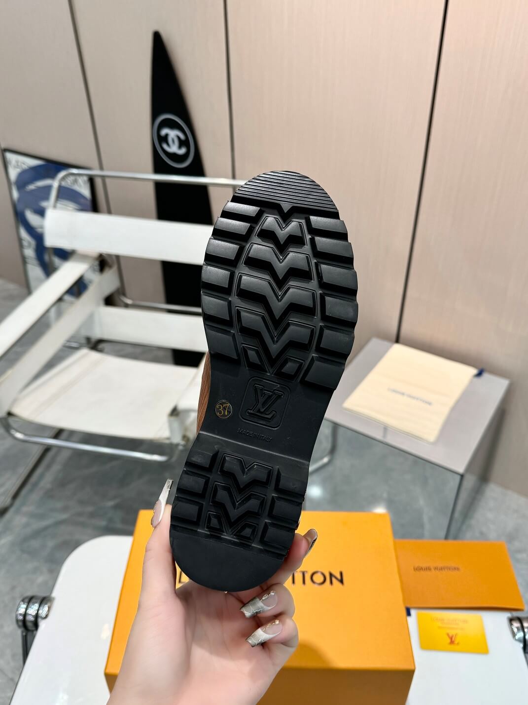 Louis Vuitton Epi XL Leather Ranger Derby Shoe in Moka - Image 3