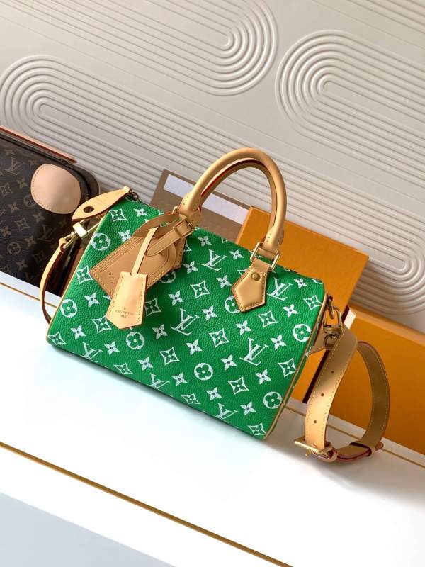 Louis Vuitton LV Vert Monogram Leather Speedy P9 Bandoulière 25 Bag
