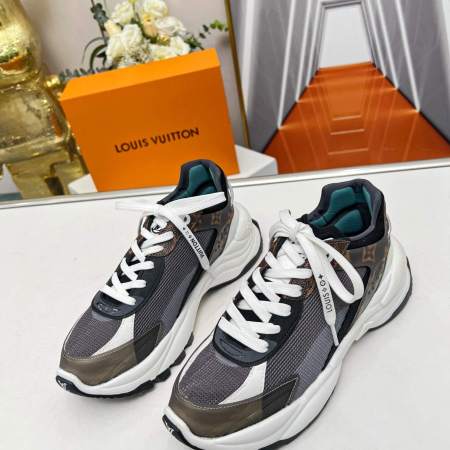 Louis Vuitton Run 55 Trainers in Black