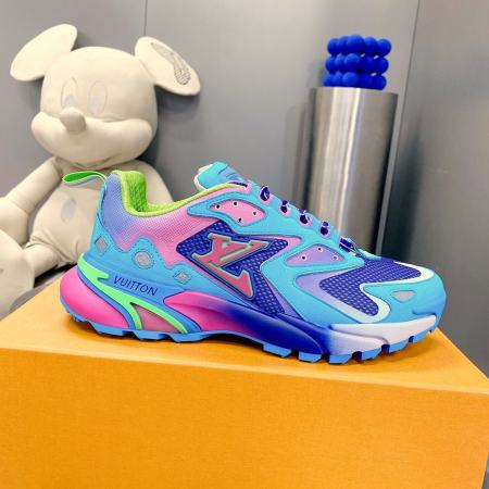 Louis Vuitton LV Runner Tatic Sneaker in Blue