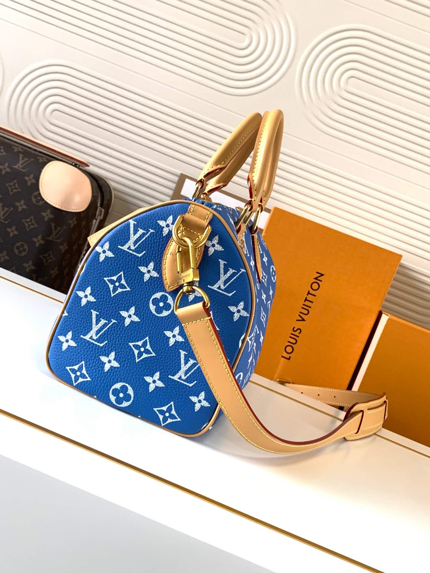 Louis Vuitton LV Blue Monogram Leather Speedy P9 Bandoulière 25 Bag - Image 5