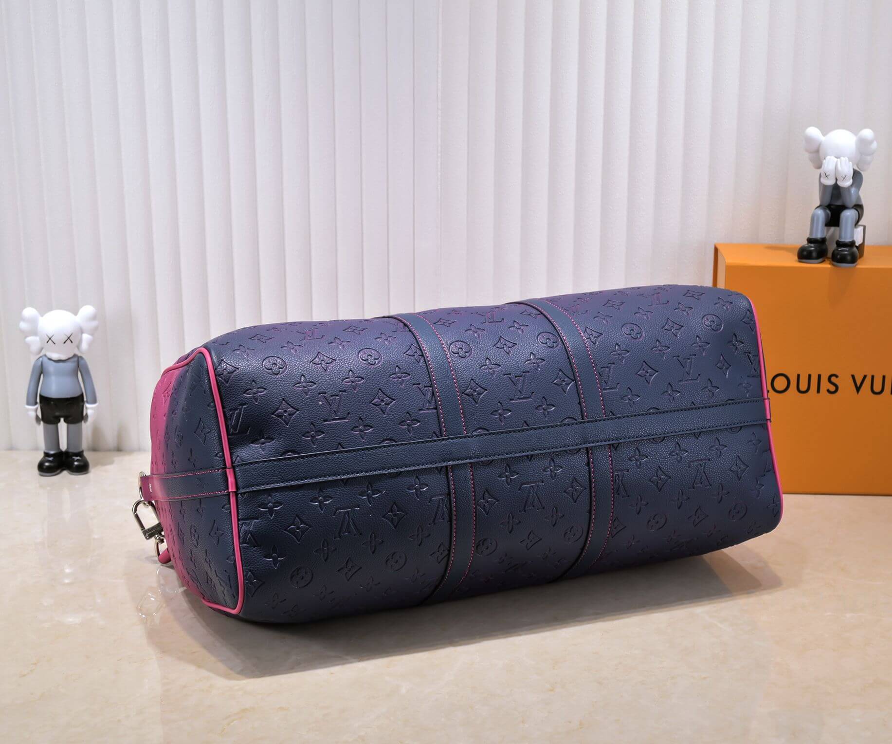 Louis Vuitton Taurillon Leather Pink Blue Illusion Monogram Keepall Bandoulière 50 Bag - Image 7