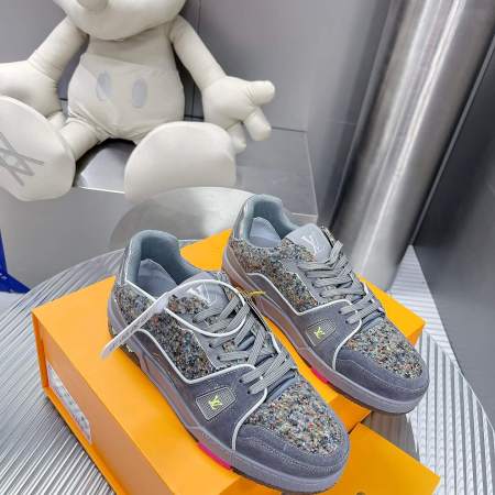 Louis Vuitton LV Trainer Sneaker in Multicolored/Grey