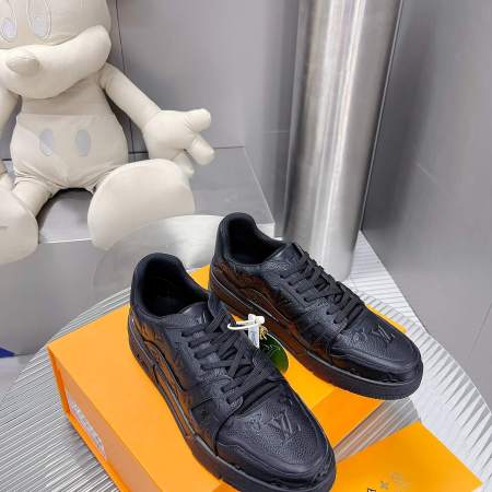 Louis Vuitton LV Trainer Sneaker in Black Grained Leather