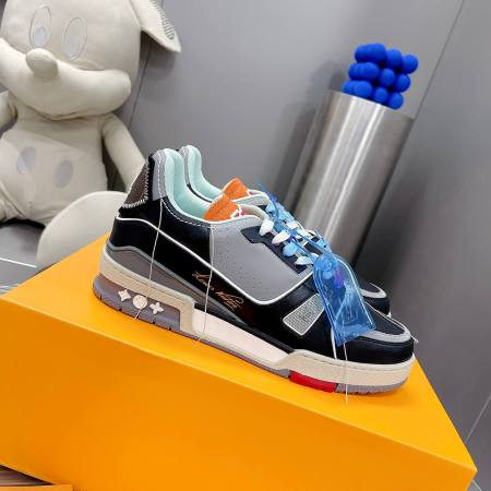Louis Vuitton LV Trainer Sneaker in Black/Grey