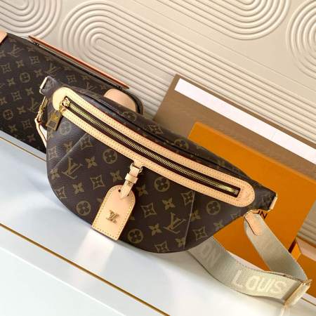 Louis Vuitton Monogram Canvas High Rise Bumbag