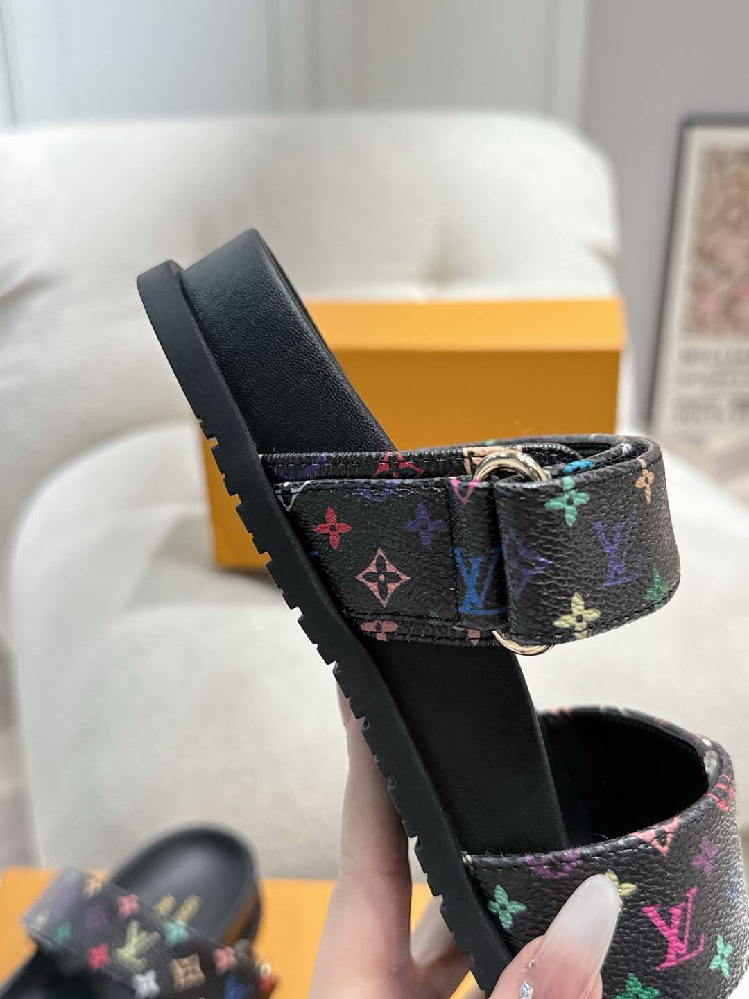 Louis Vuitton LV x Murakami TM Bom Dia Flat Comfort Mule in Noir - Image 5