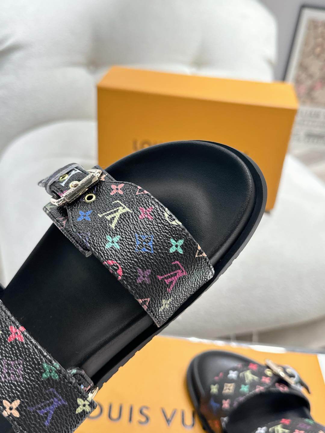 Louis Vuitton LV x Murakami TM Bom Dia Flat Comfort Mule in Noir - Image 6