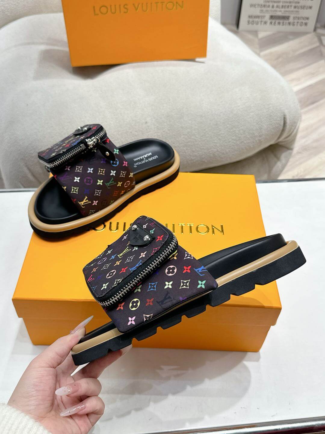 Louis Vuitton LV x Murakami TM Pool Pillow Flat Comfort Mule in Noir and Beige - Image 8